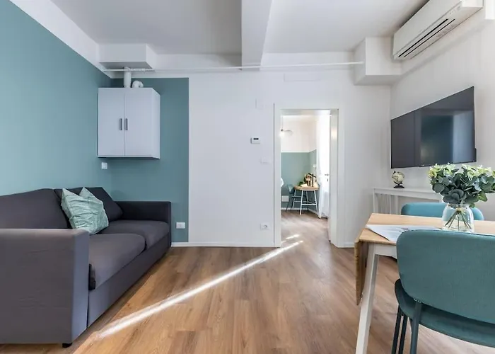 Moline Home, In The Center *