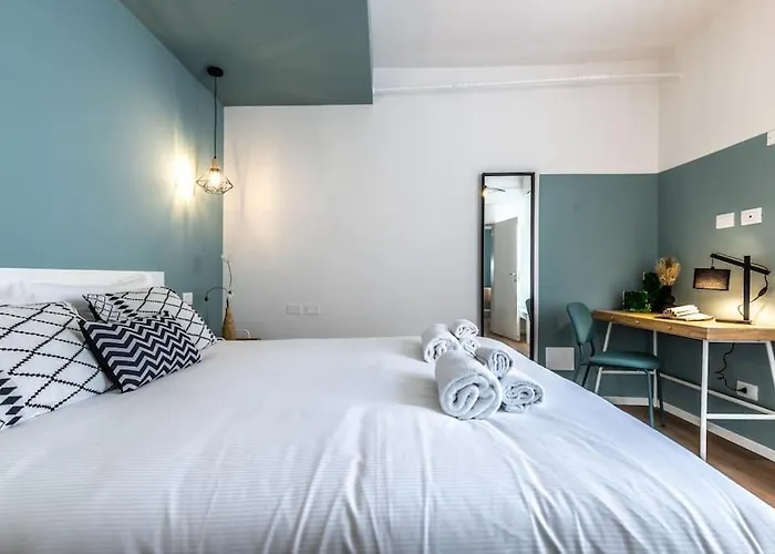 Moline Home, In The Center Apartament