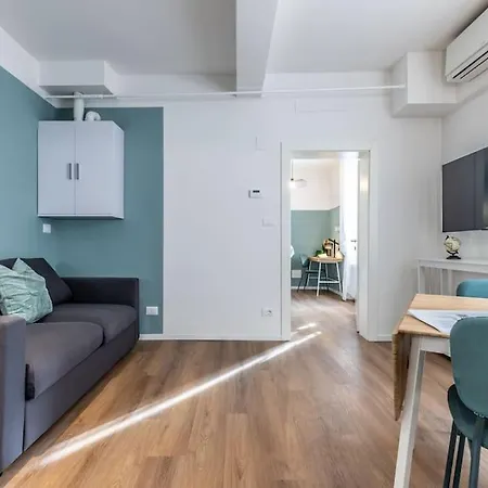 Moline Home, In The Center *