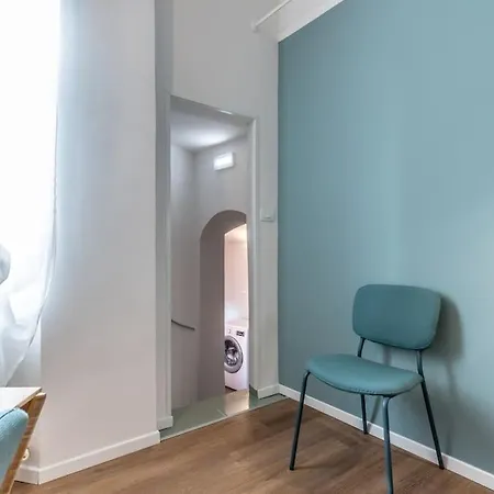 Moline Home, In The Center Bologna